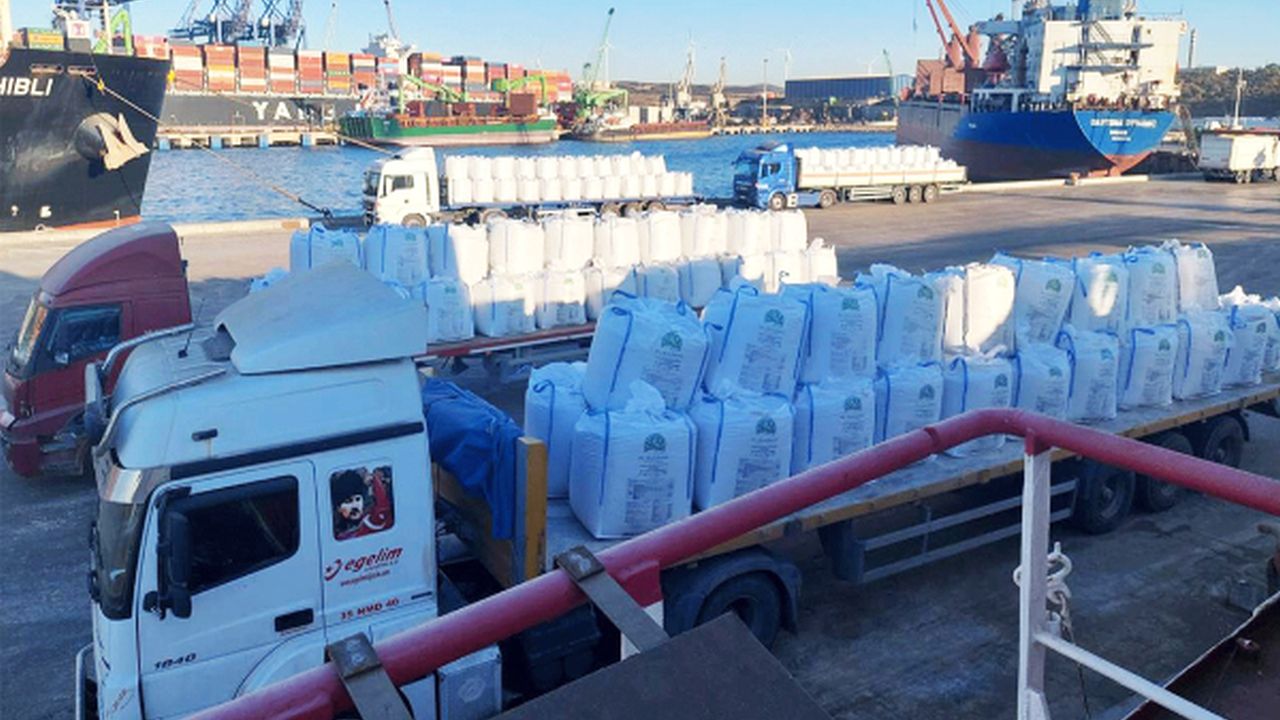 Transport de îngrășăminte din Turcia